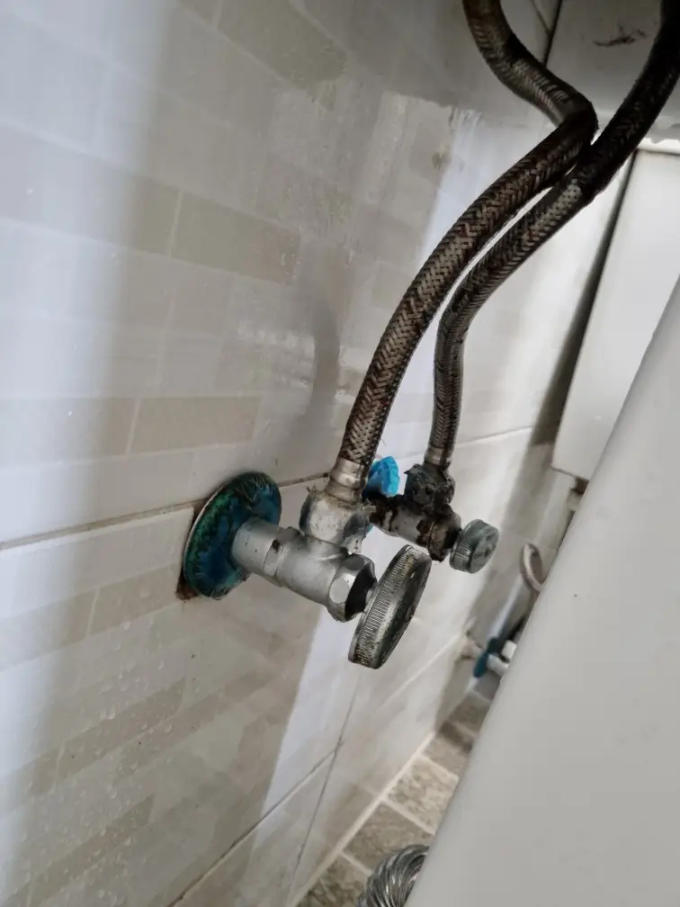 세면대 샤워겸용 수전 2